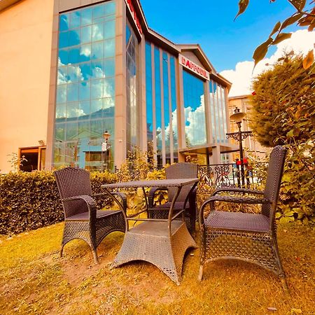 Hotel The North Wind In City Center, Manali Ngoại thất bức ảnh