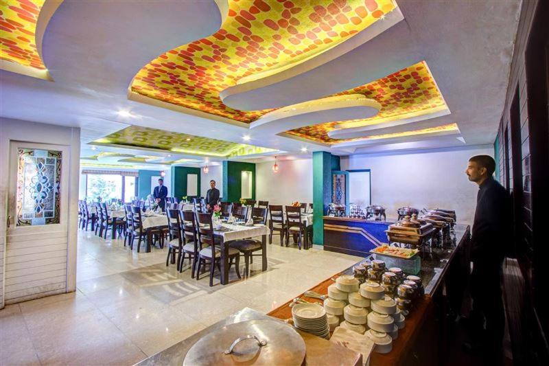 Hotel The North Wind In City Center, Manali Ngoại thất bức ảnh