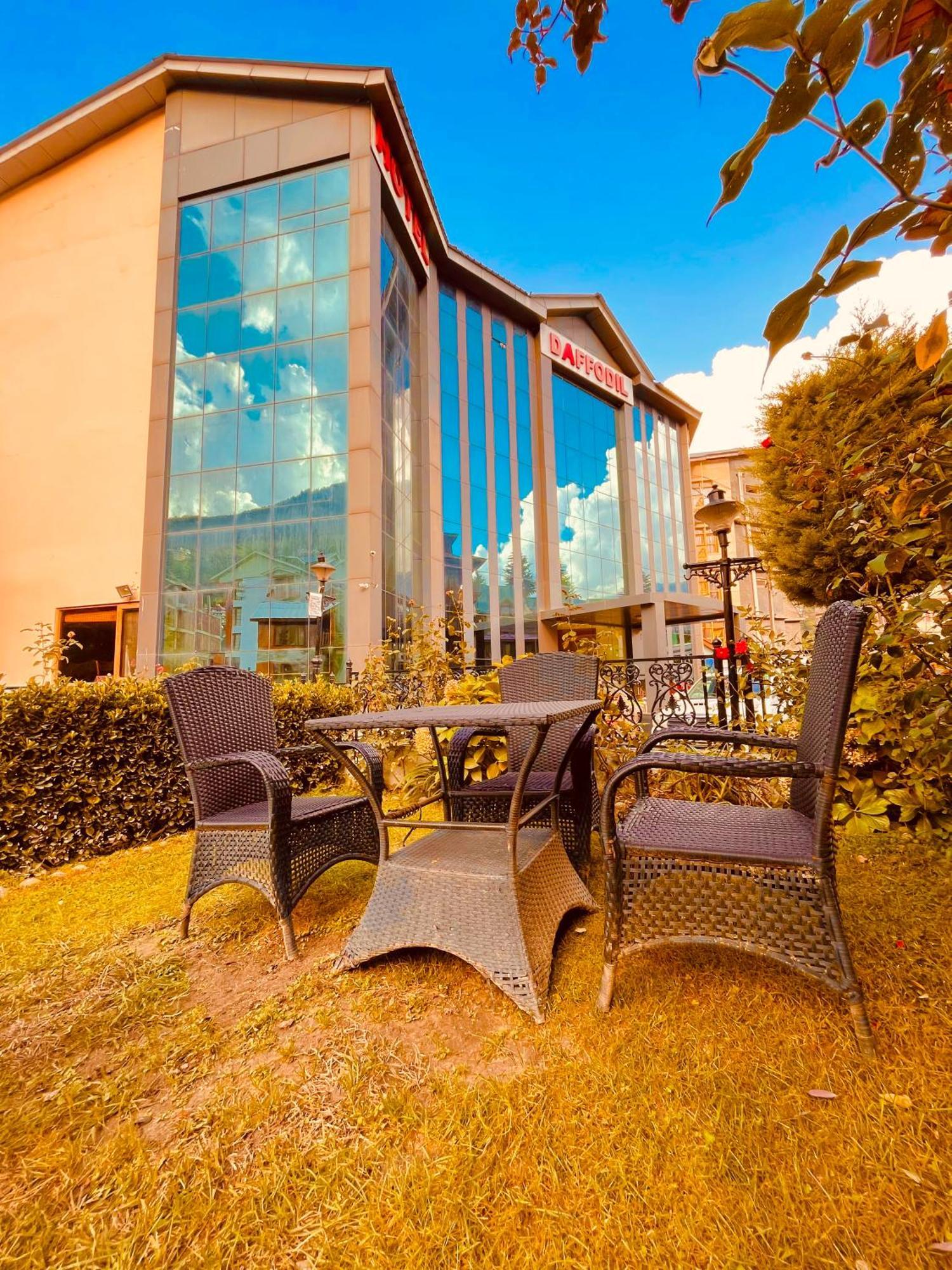 Hotel The North Wind In City Center, Manali Ngoại thất bức ảnh