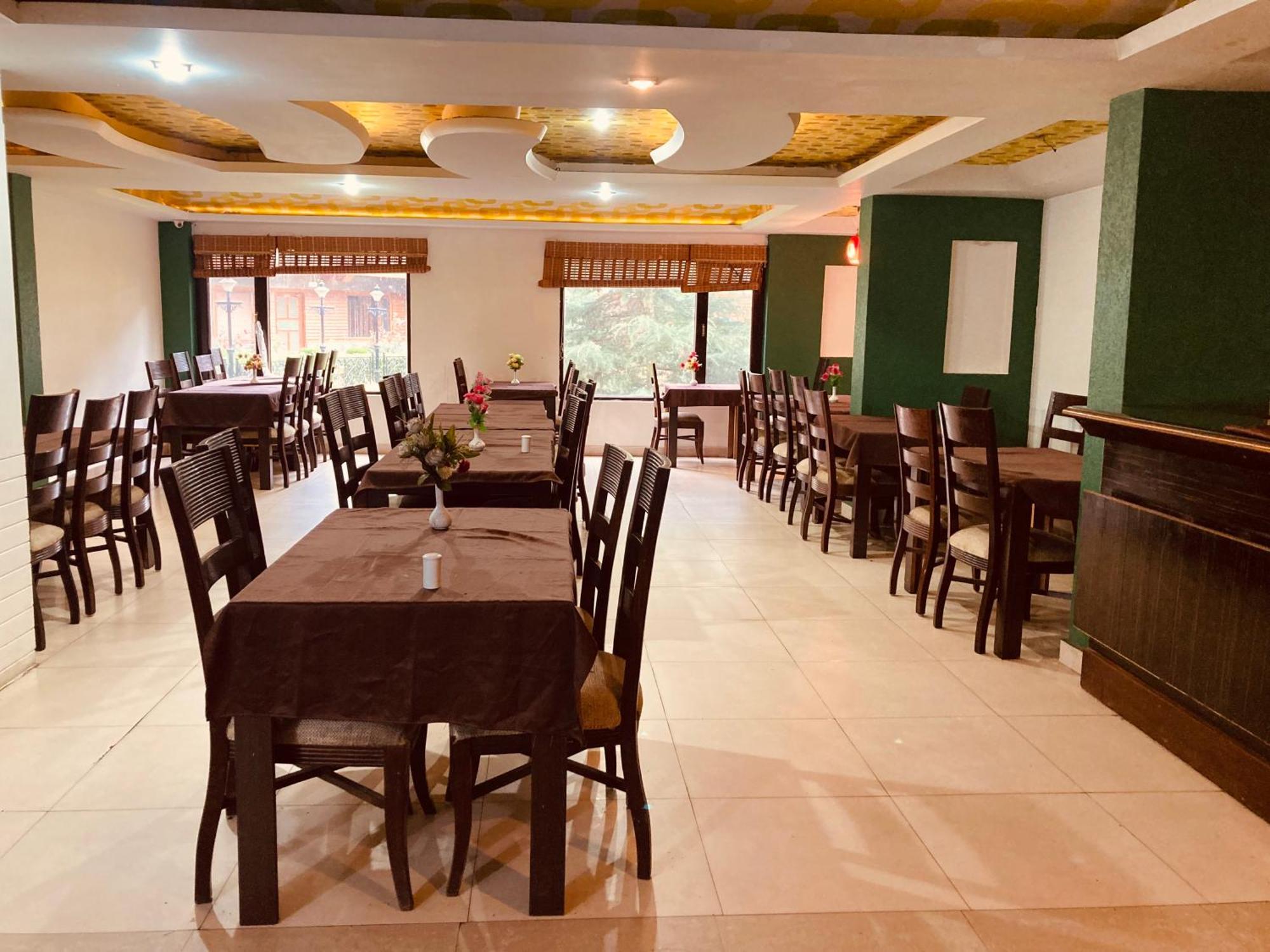Hotel The North Wind In City Center, Manali Ngoại thất bức ảnh