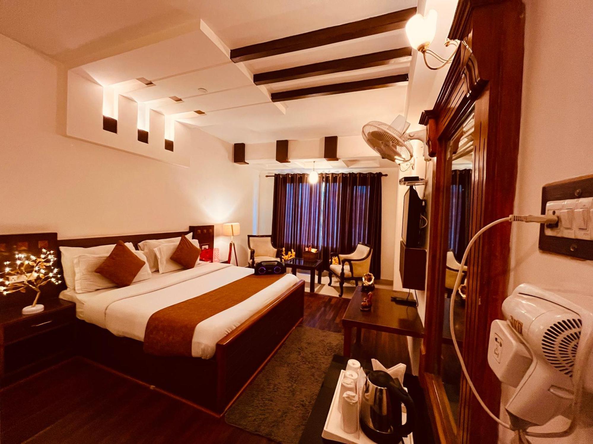 Hotel The North Wind In City Center, Manali Ngoại thất bức ảnh