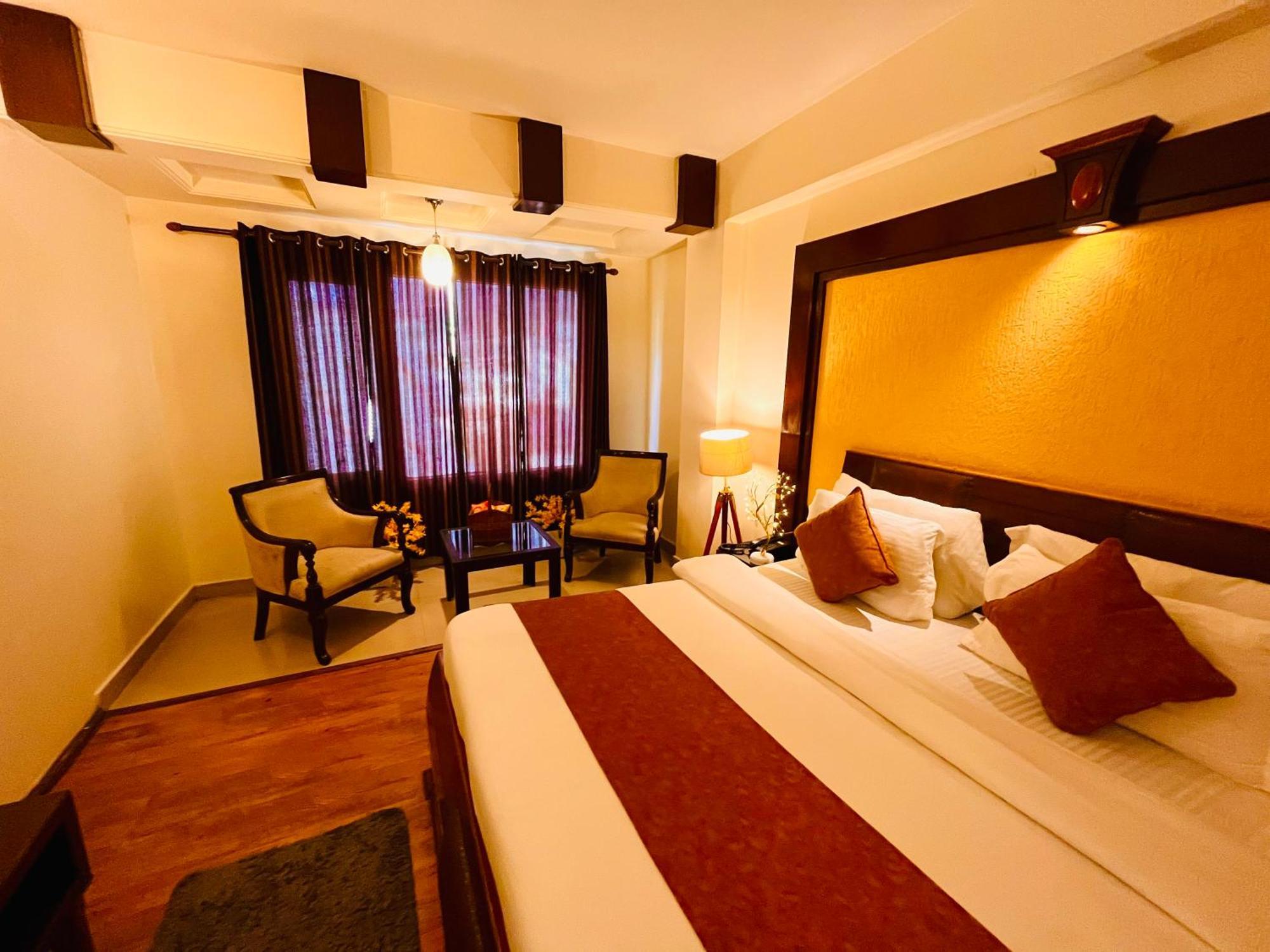Hotel The North Wind In City Center, Manali Ngoại thất bức ảnh